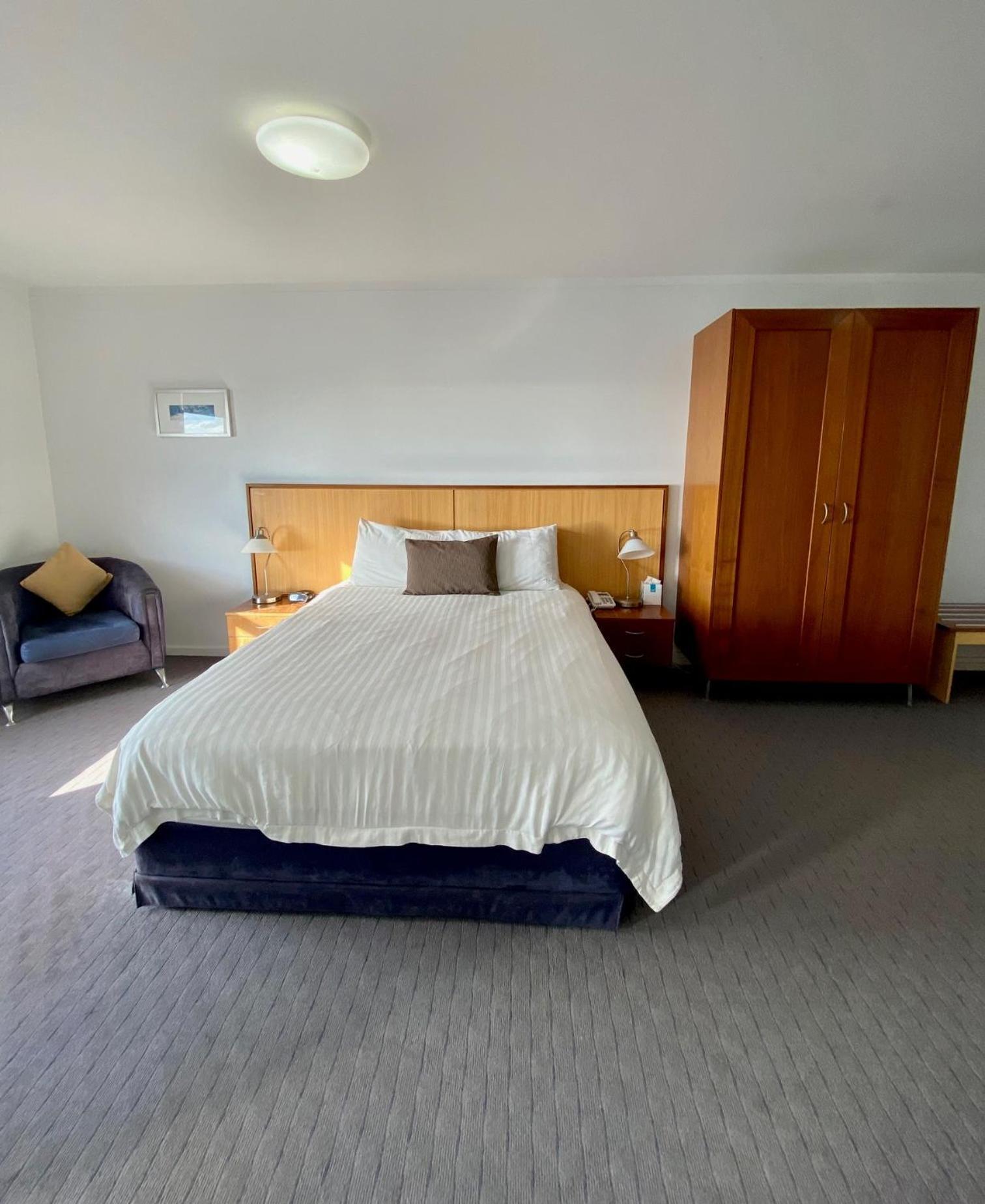Ocean Beach Hotel Perth Buitenkant foto